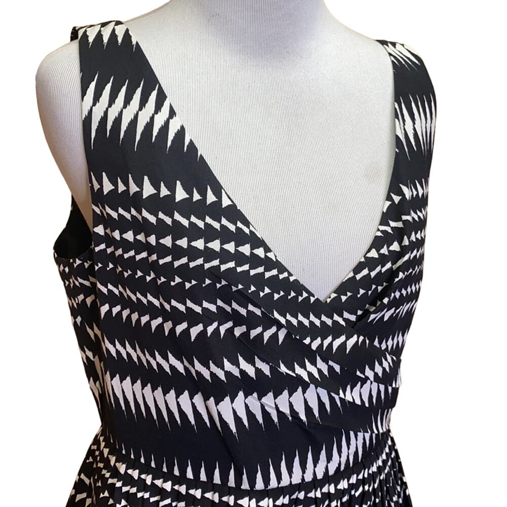 J. Crew Collection Black & White Wrap Fit & Flare Dress New with tags Size 6 - Picture 2 of 10